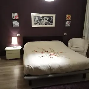 Garibaldi N°12 Appartamento