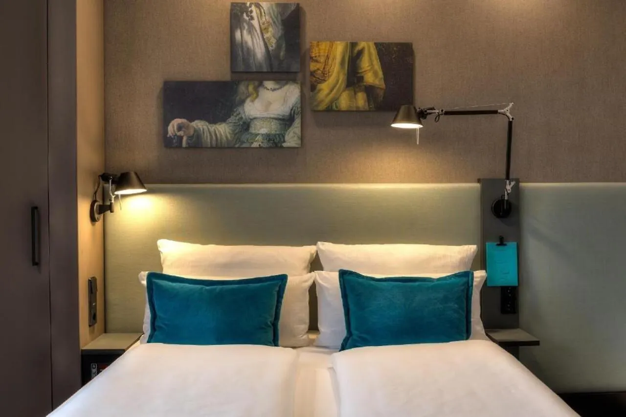 Motel One Amsterdam-Waterlooplein Amsterdam