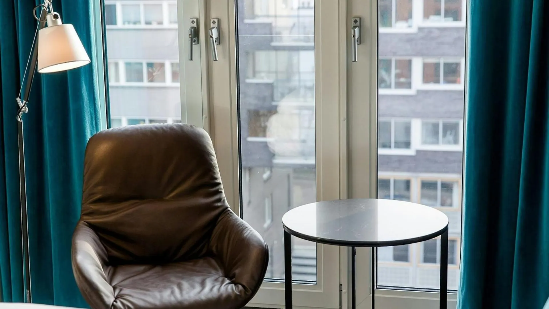 Motel One Amsterdam-Waterlooplein Hotel